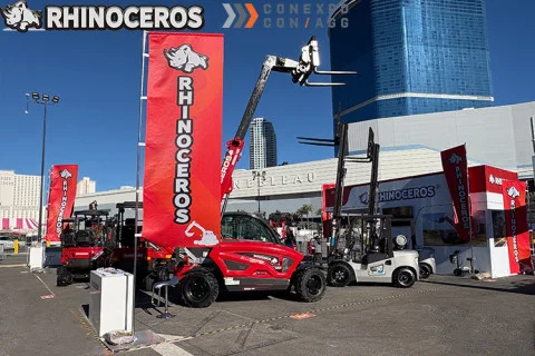 Rinoceronte na CONEXPO - LAS VEGAS